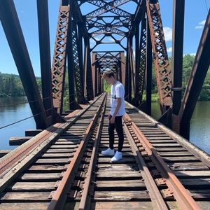 Meet your Posher, Kody